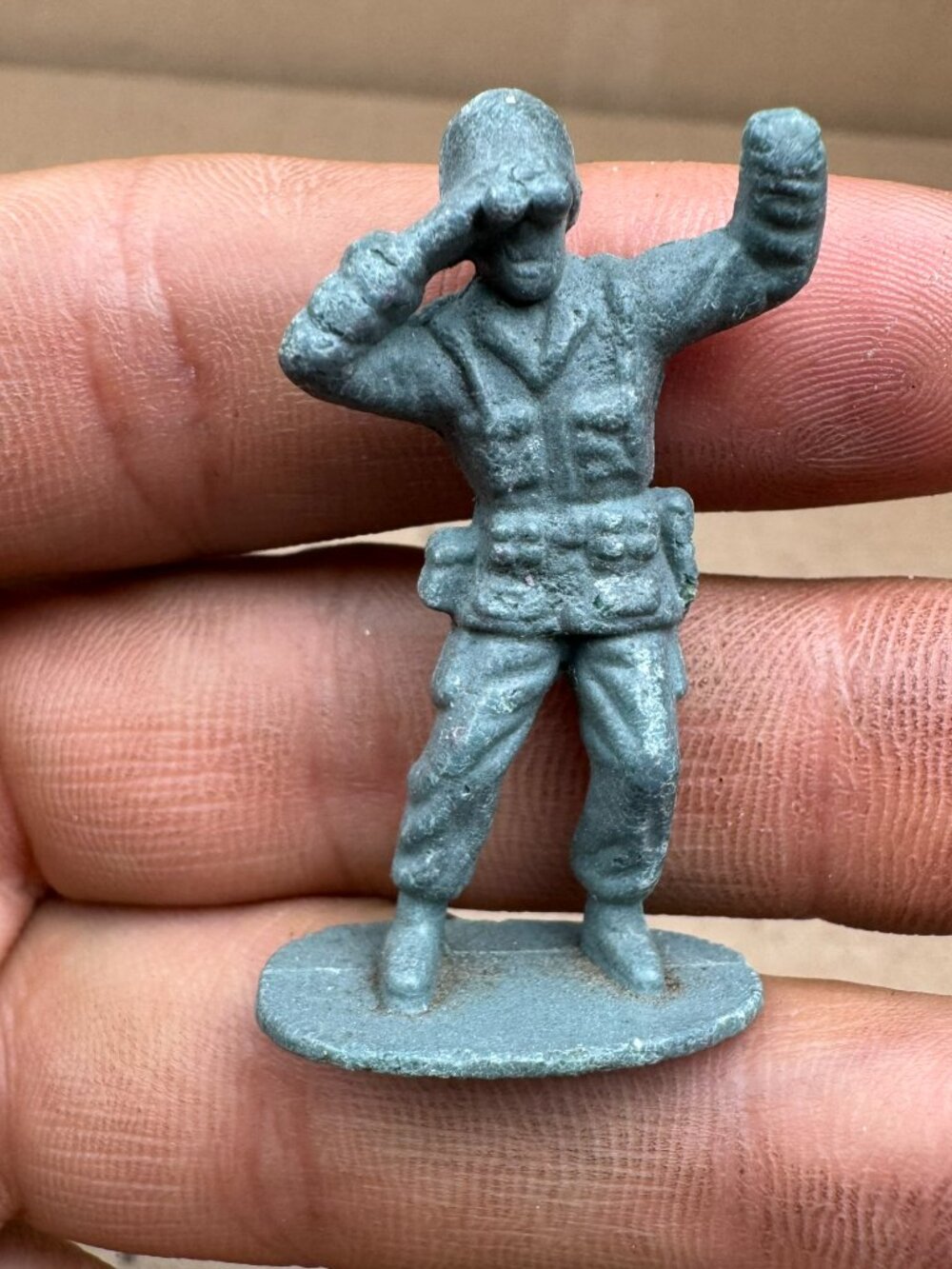 Vintage Louis Marx Plastic Toy Soldier Army Man Green Signal Gesture Figure 1950